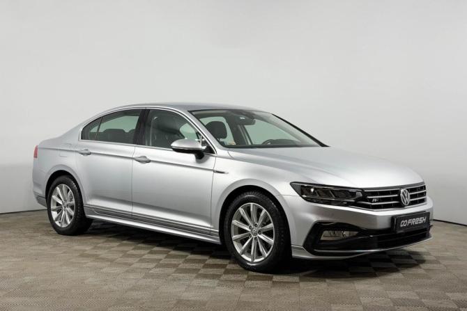 Volkswagen Passat B8 с пробегом 2019 года, цена 2 065 200 рублей, 178750 км, седан, Автокод Объявления
