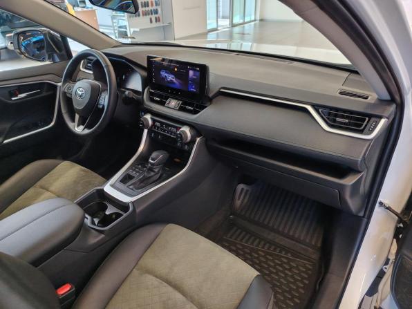 Toyota RAV4 V (XA50) с пробегом 2025 года, цена 3 950 000 рублей, 6177 км, внедорожник, Автокод Объявления