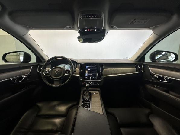 Volvo S90 II Рестайлинг с пробегом 2021 года, цена 3 990 000 рублей, 83814 км, седан, Автокод Объявления