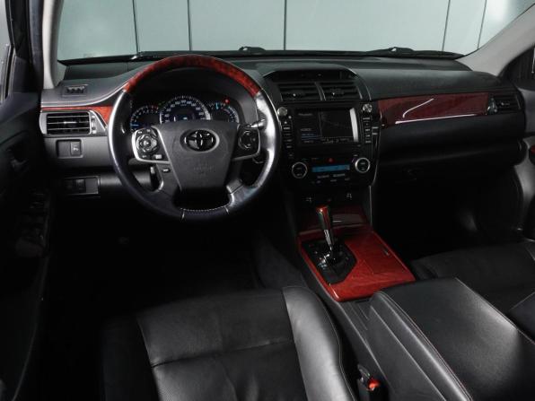 Toyota Camry VII (XV50) с пробегом 2012 года, цена 1 729 000 рублей, 252105 км, седан, Автокод Объявления