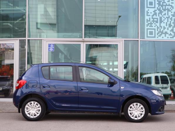 Renault Sandero II с пробегом 2017 года, цена 930 000 рублей, 58656 км, хэтчбек, Автокод Объявления