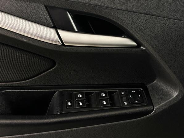 Lada (ВАЗ) Vesta I с пробегом 2019 года, цена 1 030 000 рублей, 62272 км, универсал, Автокод Объявления