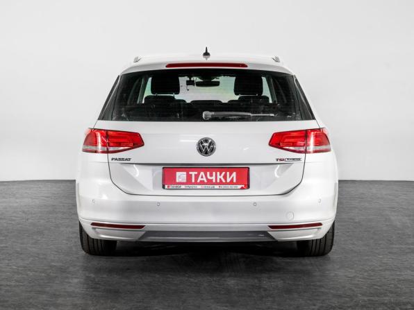 Volkswagen Passat B8 с пробегом 2015 года, цена 1 349 500 рублей, 117696 км, универсал, Автокод Объявления