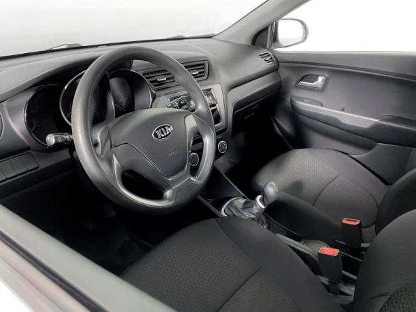 Kia Rio III Рестайлинг с пробегом 2016 года, цена 849 000 рублей, 143638 км, седан, Автокод Объявления