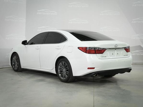 Lexus ES VI с пробегом 2013 года, цена 2 270 000 рублей, 125000 км, седан, Автокод Объявления