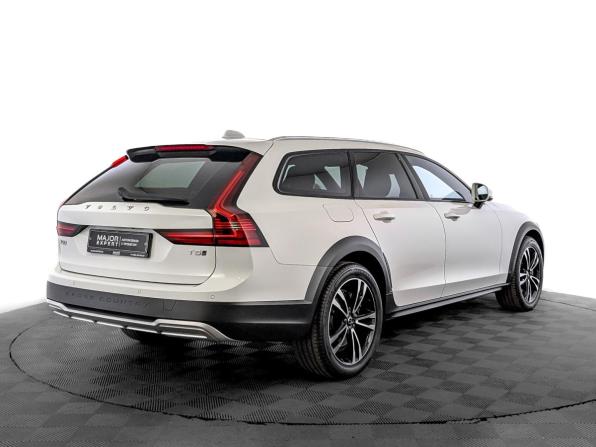 Volvo V90 Cross Country I Рестайлинг с пробегом 2021 года, цена 4 400 000 рублей, 75544 км, универсал, Автокод Объявления