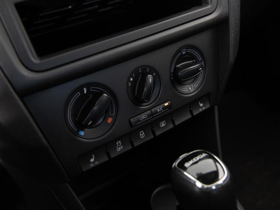 Skoda Rapid I Санкт-Петербург  - изображение 15