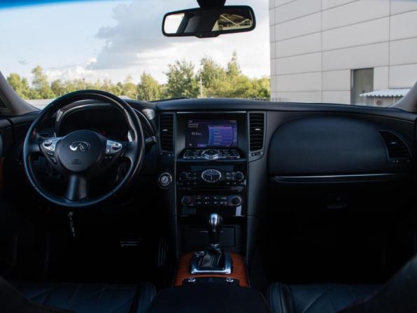 Infiniti QX70 с пробегом 2016 года, цена 2 209 000 рублей, 106000 км, внедорожник, Автокод Объявления