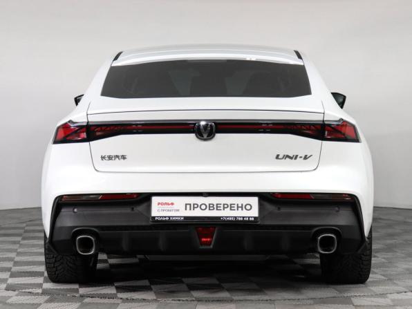 Changan UNI-V I с пробегом 2024 года, цена 2 290 000 рублей, 17550 км, лифтбек, Автокод Объявления