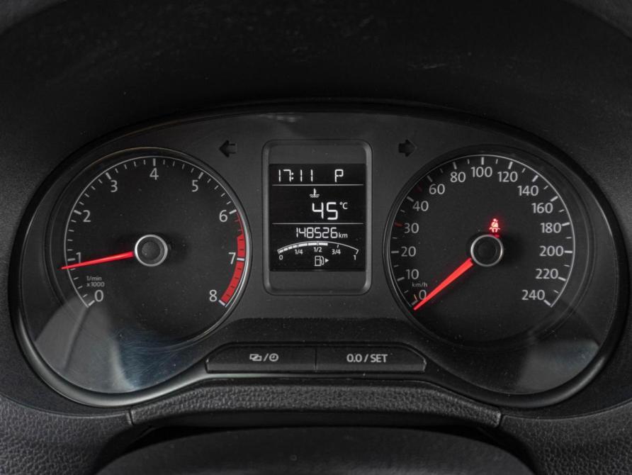 Volkswagen Polo V Рестайлинг Тюмень  - изображение 12