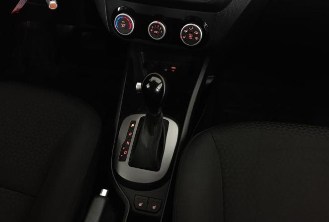 Kia Rio IV с пробегом 2017 года, цена 1 100 000 рублей, 87044 км, хэтчбек, Автокод Объявления