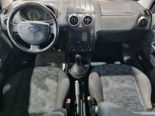 Ford Fusion I Рестайлинг с пробегом 2005 года, цена 369 999 рублей, 162091 км, хэтчбек, Автокод Объявления