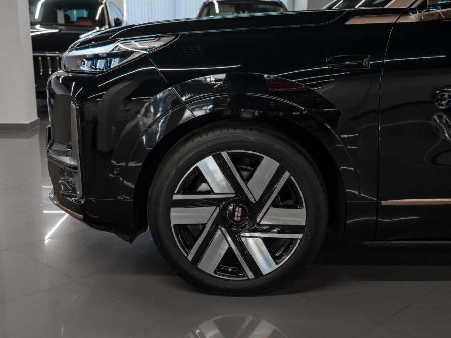 Geely Galaxy M9 Москва  - изображение 7