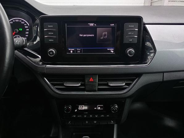 Volkswagen Polo VI с пробегом 2021 года, цена 1 657 000 рублей, 49300 км, лифтбек, Автокод Объявления