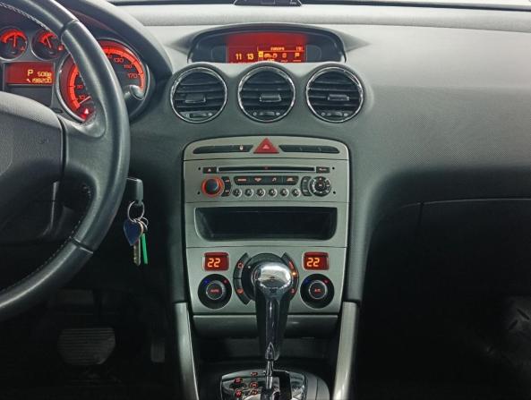 Peugeot 308 I Рестайлинг с пробегом 2011 года, цена 549 000 рублей, 198000 км, хэтчбек, Автокод Объявления