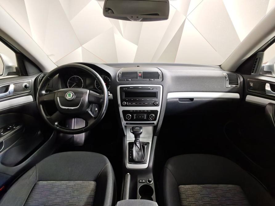 Skoda Octavia II (A5) Рестайлинг Москва  - изображение 14