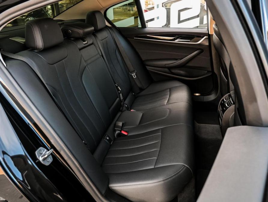 BMW 5 серии VII (G30/G31/G38) Рестайлинг Волгоград  - изображение 7
