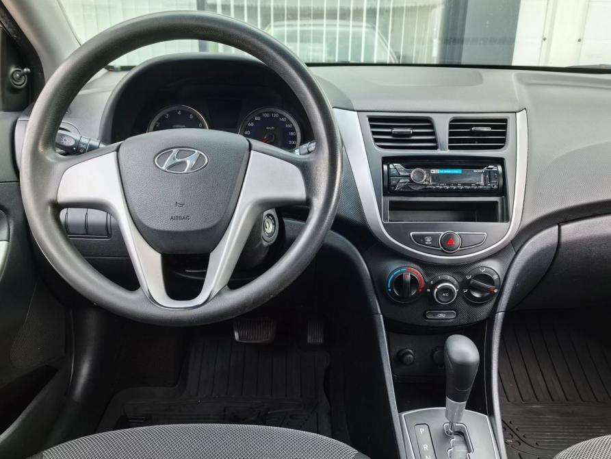 Hyundai Solaris I Москва  - изображение 12