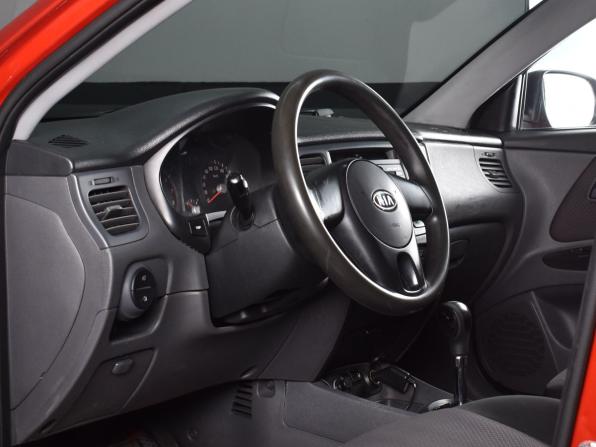 Kia Rio II Рестайлинг с пробегом 2010 года, цена 499 999 рублей, 299127 км, седан, Автокод Объявления