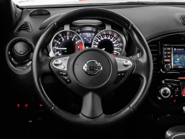 Nissan Juke I Рестайлинг с пробегом 2018 года, цена 1 394 000 рублей, 115000 км, внедорожник, Автокод Объявления