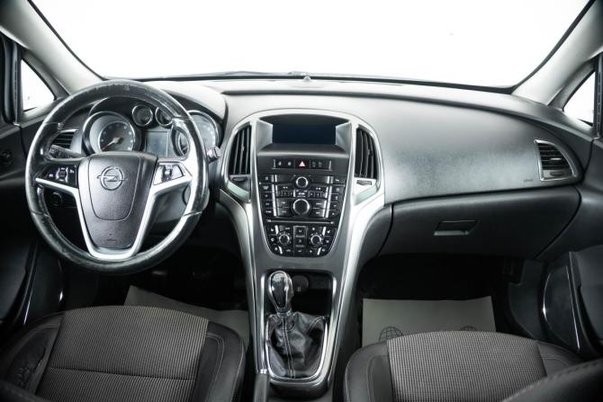 Opel Astra J с пробегом 2011 года, цена 669 000 рублей, 216000 км, хэтчбек, Автокод Объявления