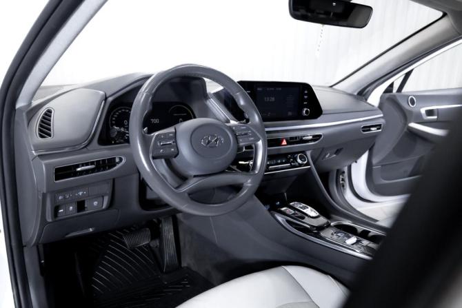 Hyundai Sonata VIII (DN8) с пробегом 2020 года, цена 2 499 000 рублей, 84300 км, седан, Автокод Объявления