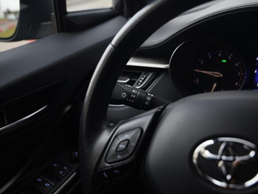 Toyota C-HR I Санкт-Петербург  - изображение 14