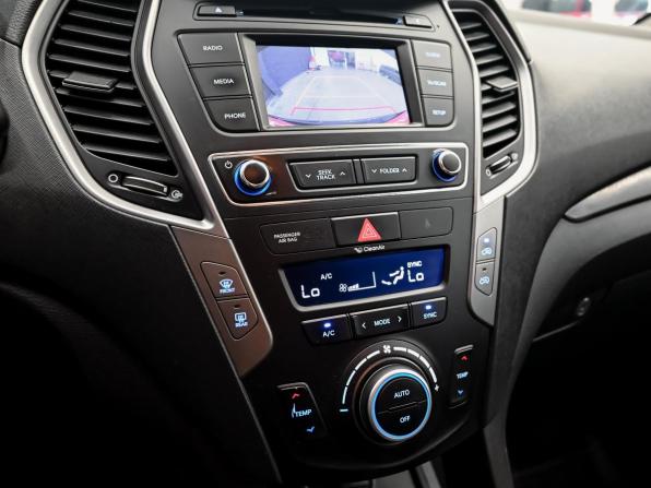 Hyundai Santa Fe III Рестайлинг с пробегом 2016 года, цена 1 790 000 рублей, 213671 км, внедорожник, Автокод Объявления