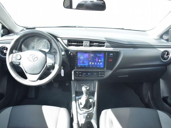 Toyota Auris II Рестайлинг с пробегом 2018 года, цена 1 449 000 рублей, 130273 км, универсал, Автокод Объявления