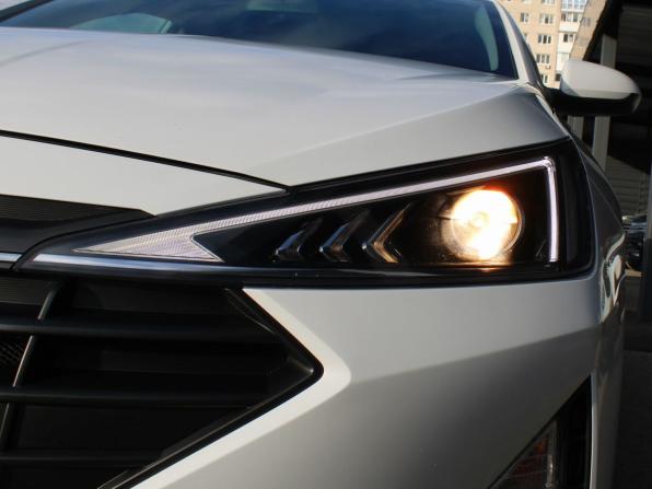 Hyundai Elantra VI (AD) Рестайлинг с пробегом 2020 года, цена 1 639 000 рублей, 103041 км, седан, Автокод Объявления
