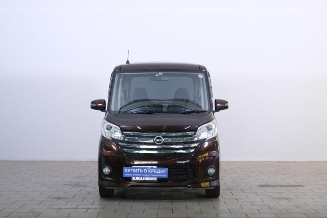 Nissan Dayz Roox I с пробегом 2014 года, цена 819 000 рублей, 155600 км, хэтчбек, Автокод Объявления