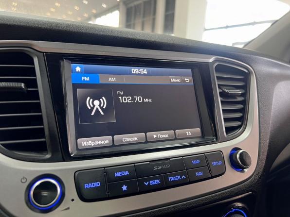 Hyundai Solaris II с пробегом 2017 года, цена 1 450 000 рублей, 48470 км, седан, Автокод Объявления