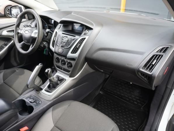 Ford Focus III с пробегом 2012 года, цена 535 000 рублей, 376873 км, хэтчбек, Автокод Объявления