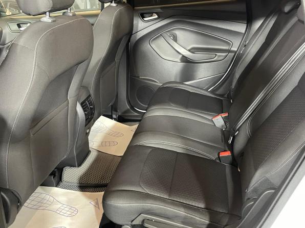 Ford Kuga II Рестайлинг с пробегом 2018 года, цена 1 350 000 рублей, 211015 км, внедорожник, Автокод Объявления