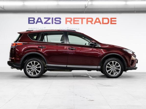 Toyota RAV4 IV (XA40) Рестайлинг с пробегом 2017 года, цена 1 990 000 рублей, 217038 км, внедорожник, Автокод Объявления