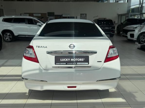 Nissan Teana II Рестайлинг с пробегом 2013 года, цена 1 195 000 рублей, 238988 км, седан, Автокод Объявления