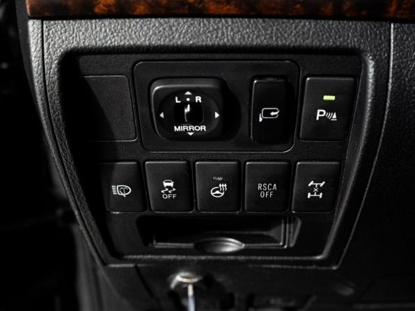 Toyota Land Cruiser 200 Series Рестайлинг 1 с пробегом 2012 года, цена 4 040 000 рублей, 226365 км, внедорожник, Автокод Объявления