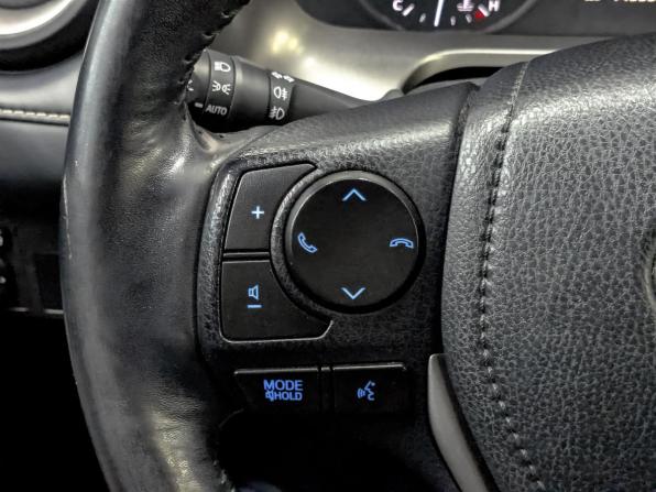 Toyota RAV4 IV (XA40) Рестайлинг с пробегом 2018 года, цена 2 590 000 рублей, 145534 км, внедорожник, Автокод Объявления