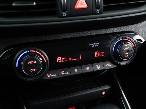 Kia Cerato IV с пробегом 2019 года, цена 2 131 444 рубля, 74596 км, седан, Автокод Объявления