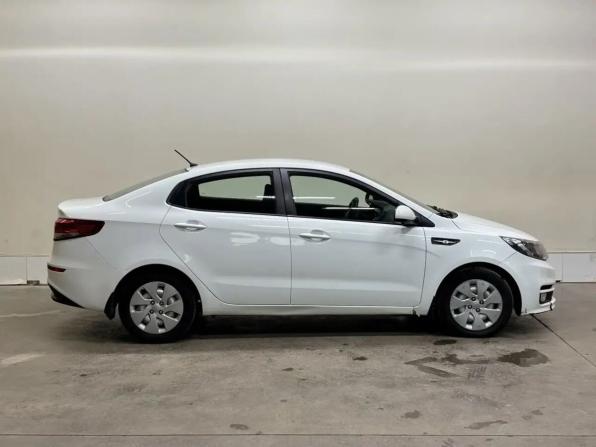Kia Rio III Рестайлинг с пробегом 2015 года, цена 777 000 рублей, 188000 км, седан, Автокод Объявления