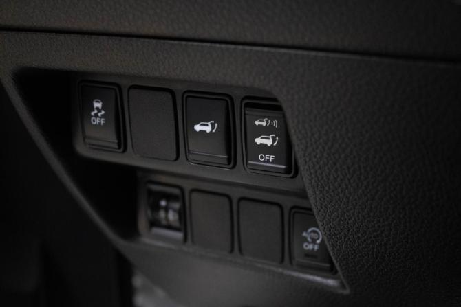Nissan X-Trail III с пробегом 2017 года, цена 1 619 000 рублей, 189714 км, внедорожник, Автокод Объявления