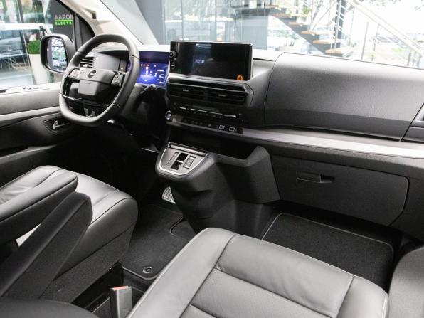 Opel Zafira Life I Рестайлинг с пробегом 2026 года, цена 6 490 000 рублей, 42 км, минивэн, Автокод Объявления