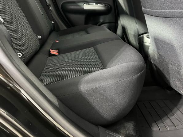 Nissan Juke I Рестайлинг с пробегом 2015 года, цена 1 300 000 рублей, 113371 км, внедорожник, Автокод Объявления
