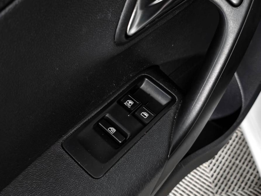 Volkswagen Polo V Рестайлинг Санкт-Петербург  - изображение 10