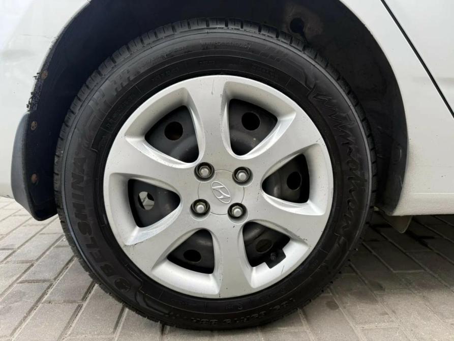 Hyundai Solaris I Ростов-на-Дону  - изображение 20