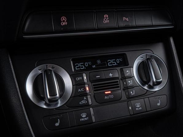 Audi Q3 I (8U) с пробегом 2014 года, цена 1 785 000 рублей, 171015 км, внедорожник, Автокод Объявления