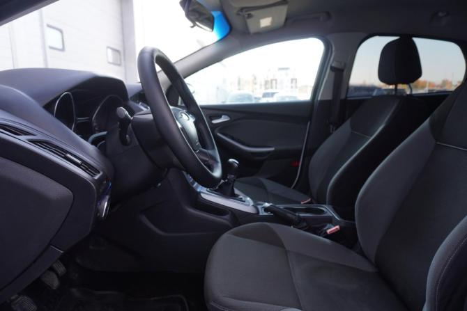 Ford Focus III с пробегом 2013 года, цена 598 000 рублей, 184612 км, хэтчбек, Автокод Объявления
