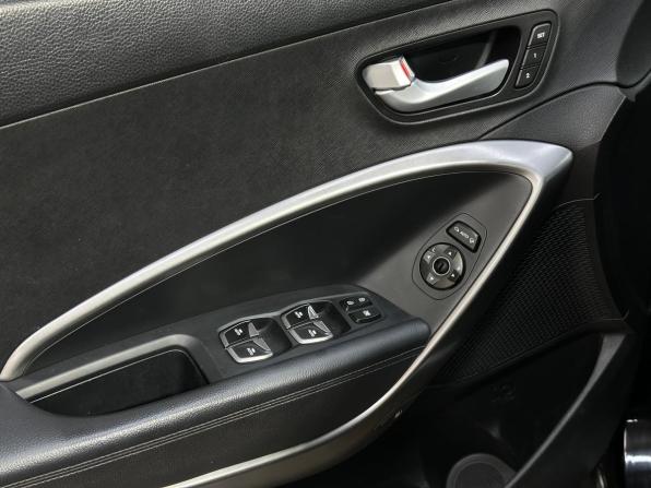 Hyundai Santa Fe III с пробегом 2014 года, цена 1 830 000 рублей, 176080 км, внедорожник, Автокод Объявления