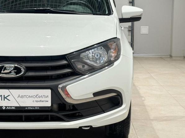 Lada (ВАЗ) Granta I Рестайлинг с пробегом 2023 года, цена 754 223 рубля, 72522 км, лифтбек, Автокод Объявления