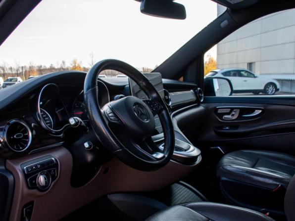 Mercedes-Benz V-Класс III (W447) Рестайлинг с пробегом 2020 года, цена 5 199 000 рублей, 131559 км, минивэн, Автокод Объявления